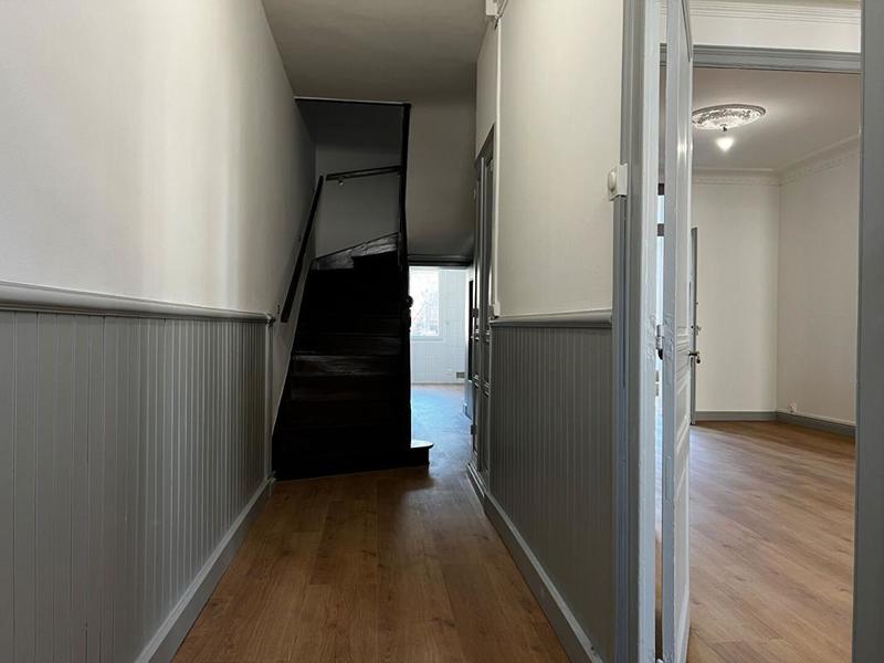 Maison - 135 m² - 9 pièces