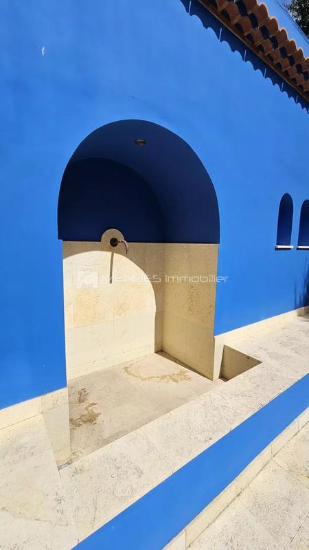 Villa - 430 m² - 8 pièces