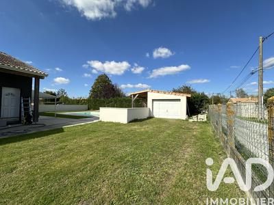 Maison - 213 m² - 7 pièces