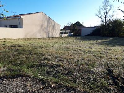 Terrain constructible - 862 m²