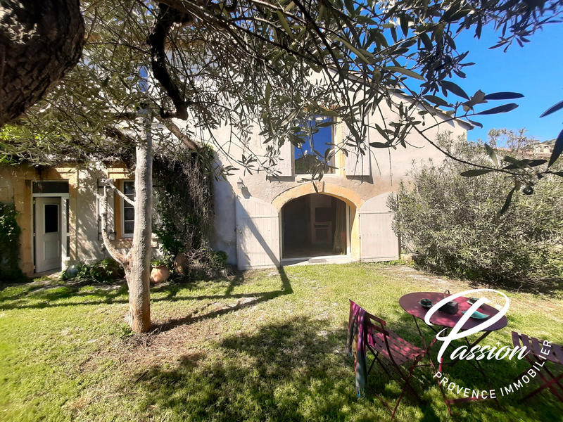 Mas - 190 m² - 6 pièces