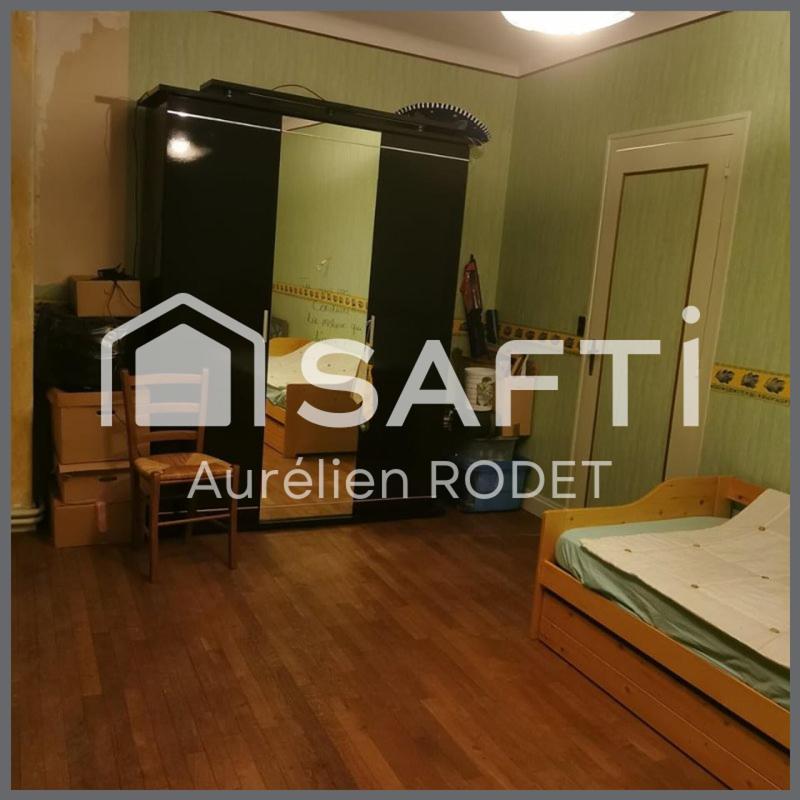 Maison - 180 m² - 7 pièces