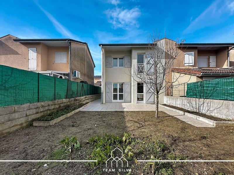 Pavillon - 93 m² - 5 pièces