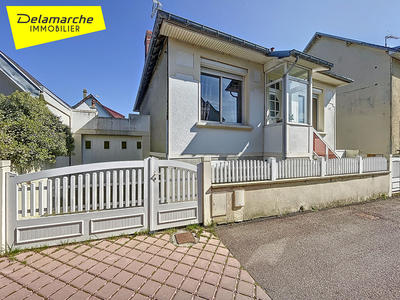 Maison - 94 m² - 5 pièces