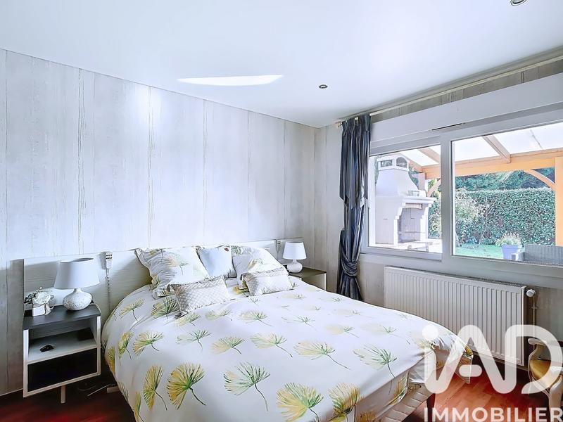 Maison - 179 m² - 8 pièces