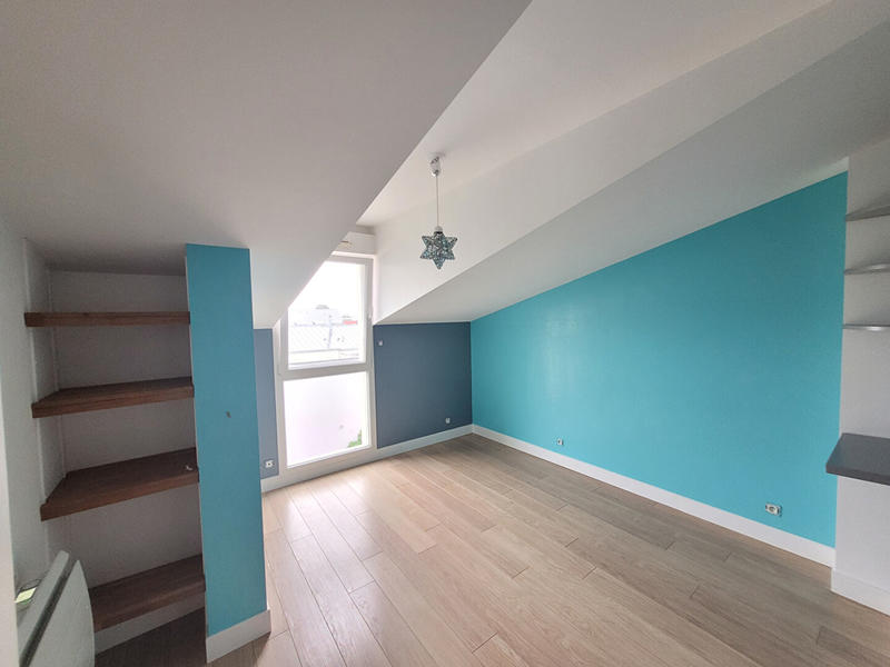 Maison - 159 m² - 7 pièces