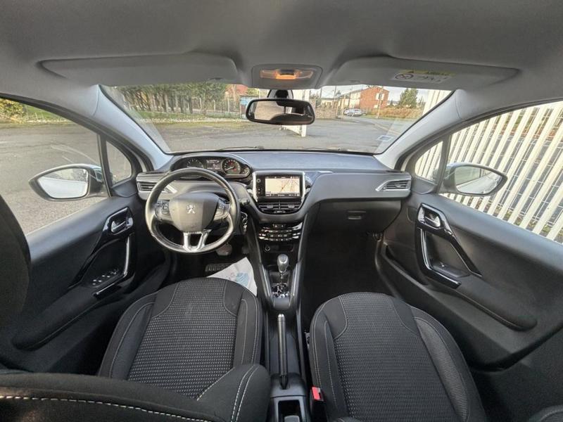 Peugeot 208 Puretech 110 s&amp;S Eat6 Allure