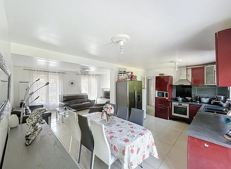 Maison ancienne - 145 m² - 8 pièces