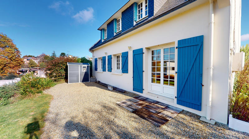 Maison - 123 m² - 6 pièces