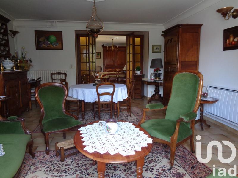 Maison - 200 m² - 8 pièces