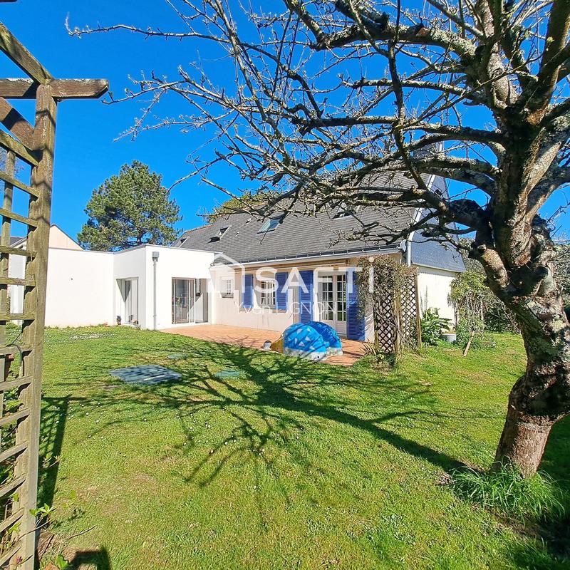 Maison - 139 m² - 7 pièces