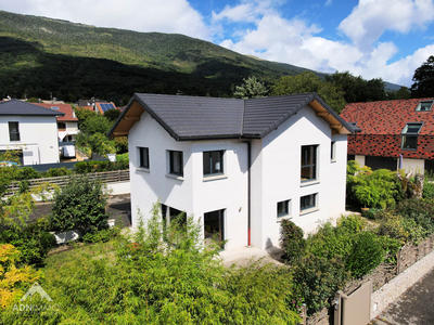 Maison - 175 m² - 6 pièces