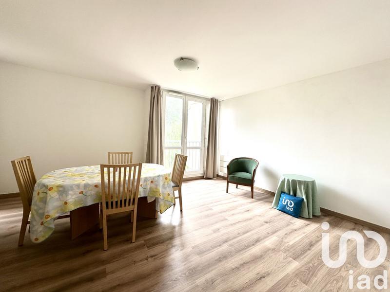 Appartement - 81 m² - 4 pièces