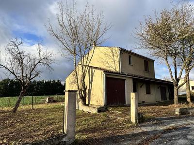 Villa - 95 m² - 4 pièces