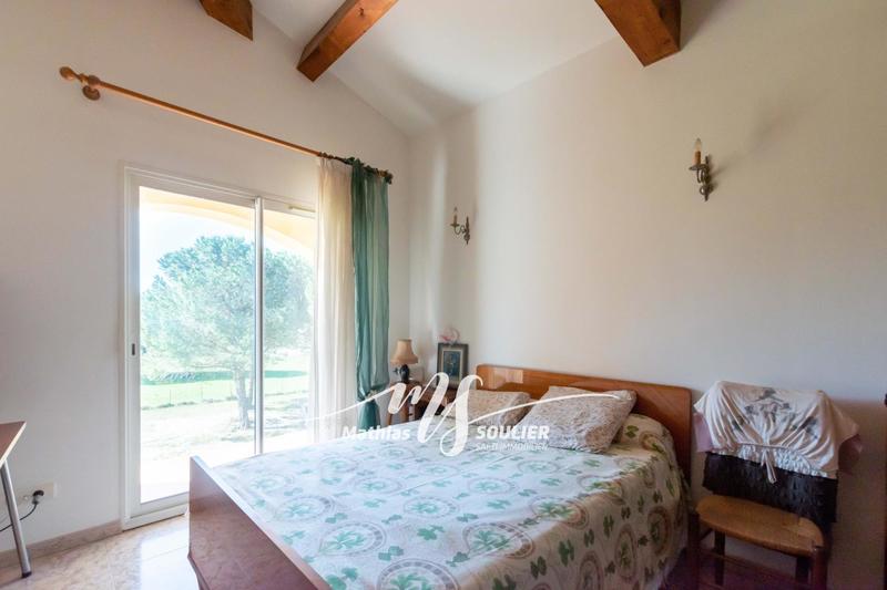 Villa - 232 m² - 10 pièces