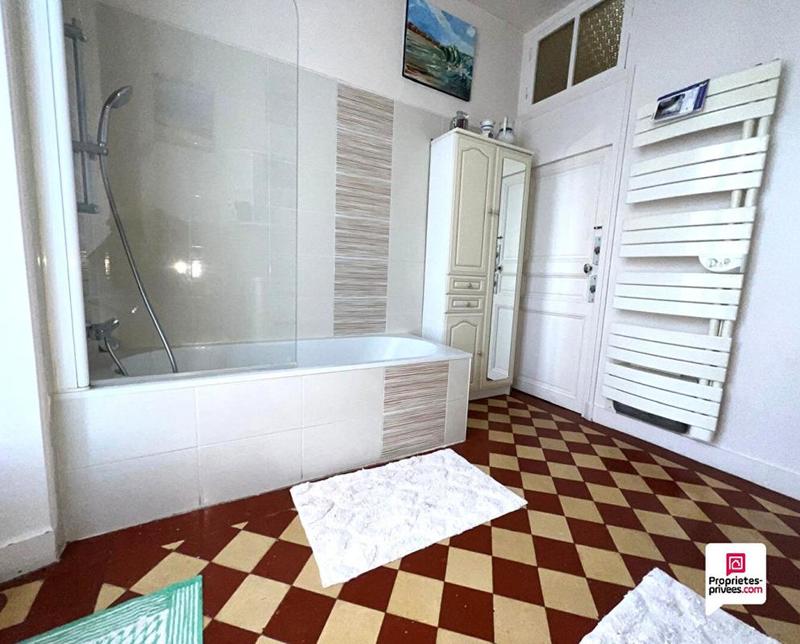 Maison - 162 m² - 7 pièces