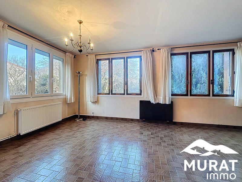 Maison - 142 m² - 6 pièces