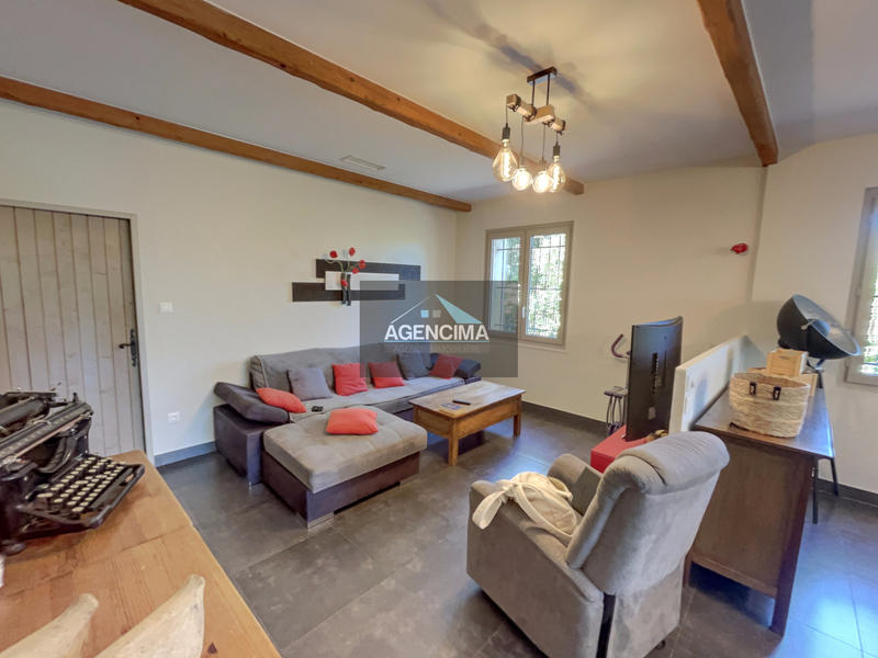 Maison - 188 m² - 4 pièces