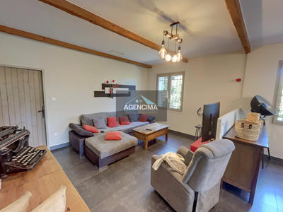 Maison - 188 m² - 4 pièces