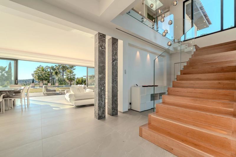 Villa - 275 m² - 7 pièces