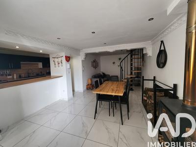Maison de village - 84 m² - 3 pièces