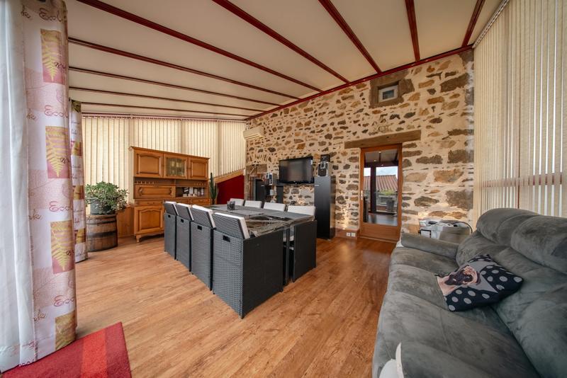 Maison ancienne - 205 m² - 9 pièces