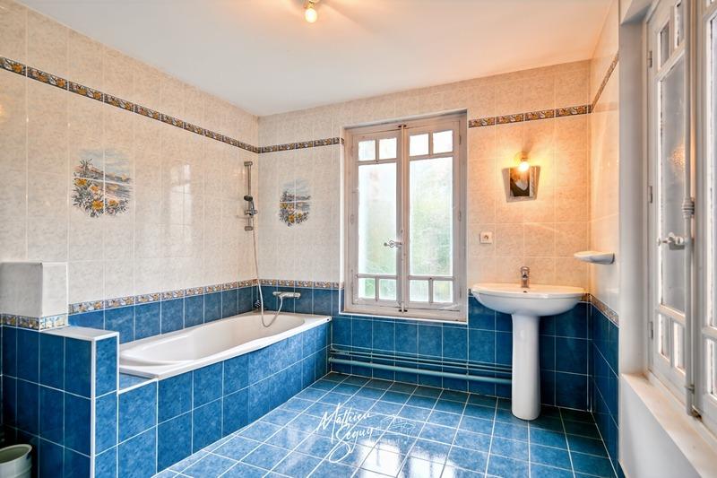 Propriété - 292 m² - 7 pièces