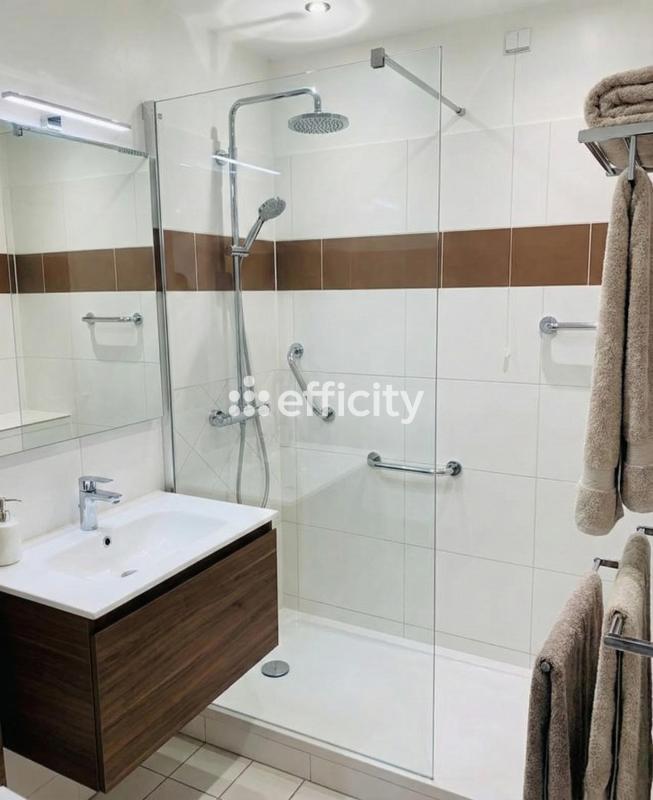 Appartement - 57 m² - 2 pièces