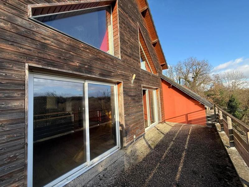 Maison - 170 m² - 7 pièces