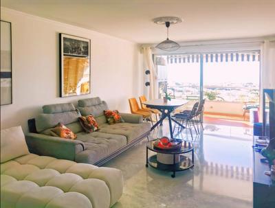 Appartement - 83 m² - 3 pièces