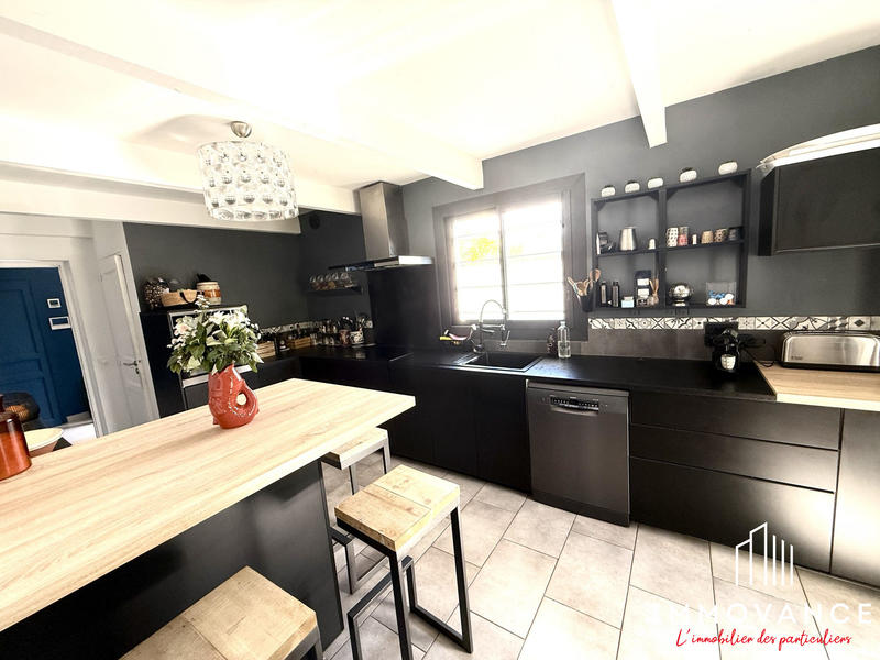 Maison - 190 m² - 8 pièces