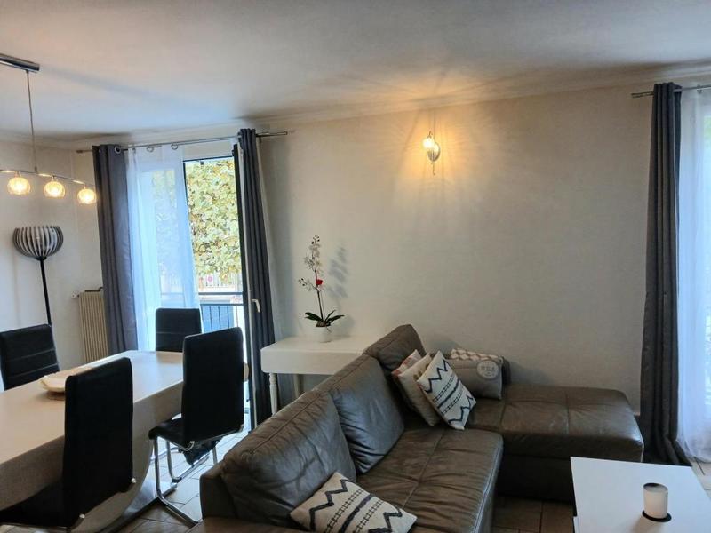 Maison traditionnelle - 111 m² - 5 pièces