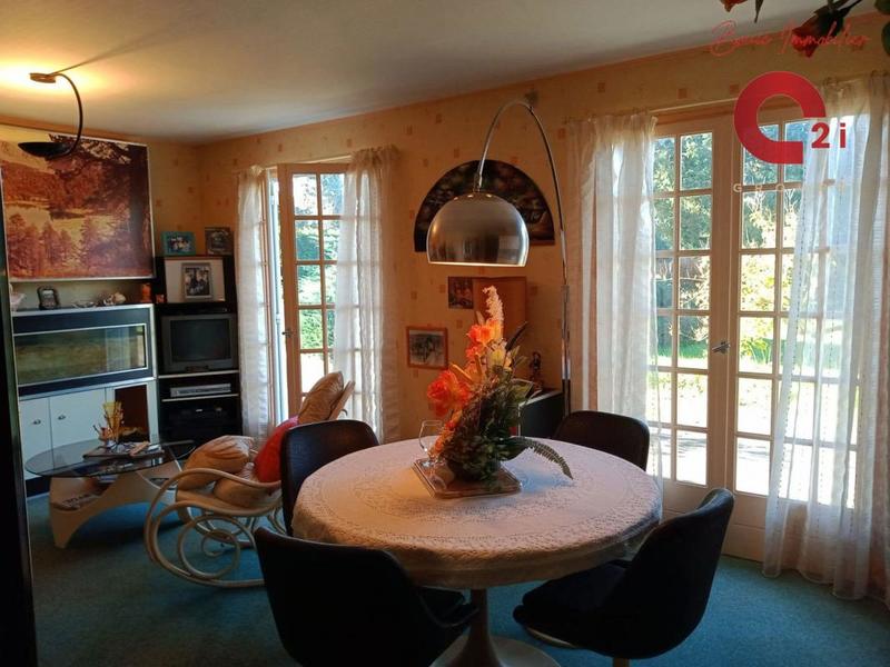 Maison - 95 m² - 5 pièces