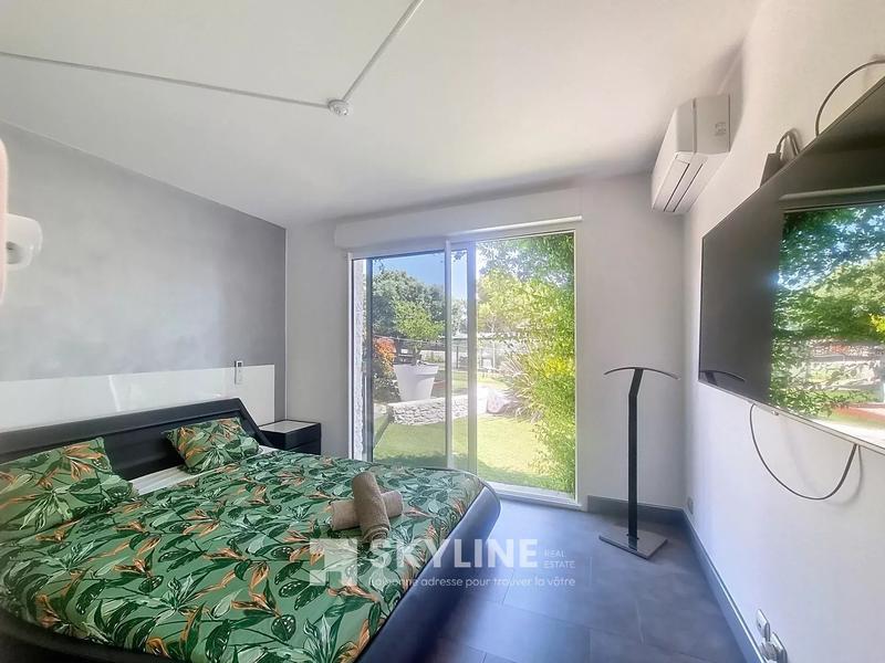 Villa - 210 m² - 8 pièces