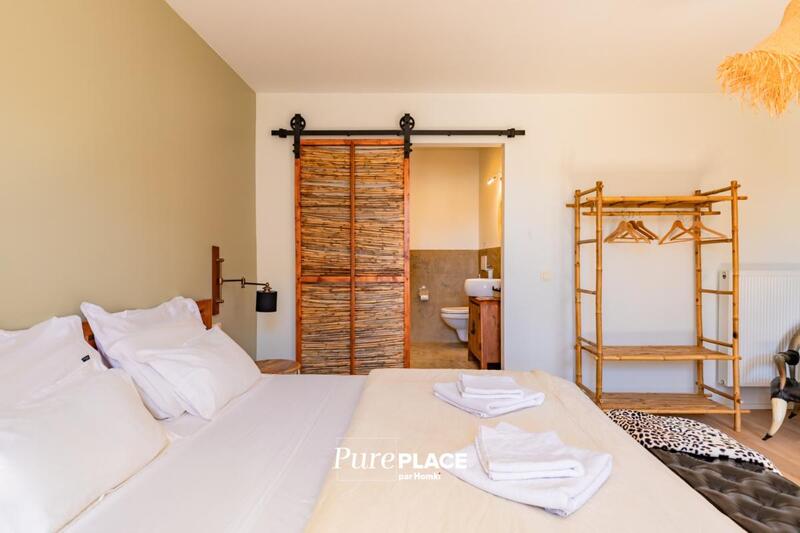 Maison - 500 m² - 13 pièces