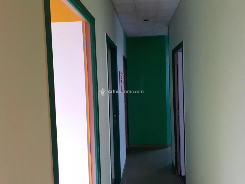 Bureau - 57 m² - 4 pièces