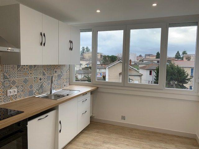 Appartement - 83 m² - 4 pièces