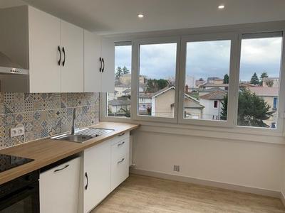 Appartement - 83 m² - 4 pièces