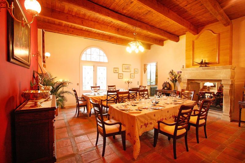 Maison ancienne - 360 m² - 6 pièces