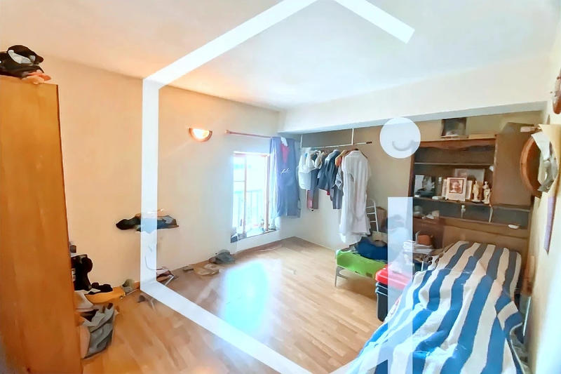 Maison - 176 m² - 2 pièces