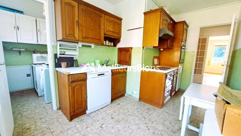 Appartement - 96 m² - 4 pièces