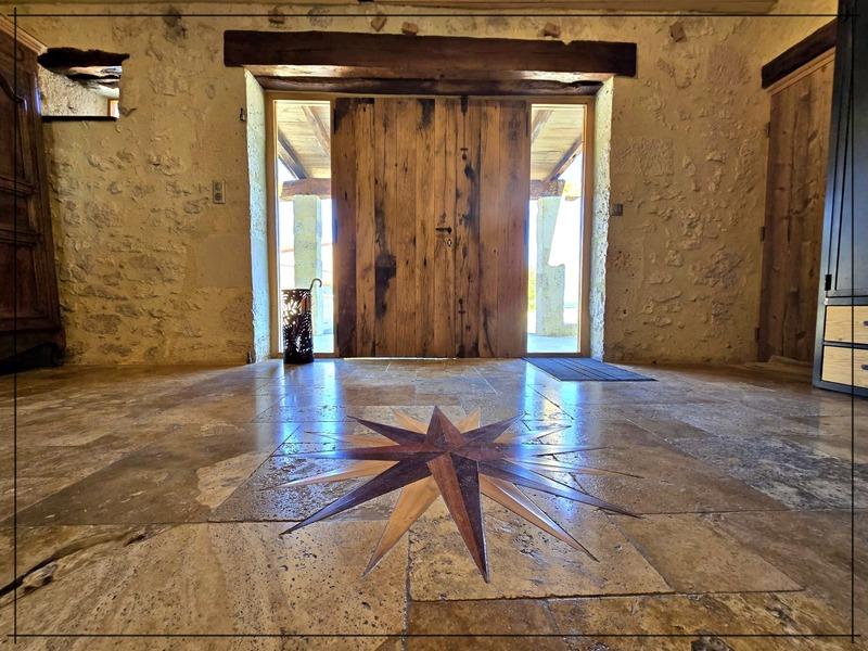 Propriété - 430 m² - 12 pièces