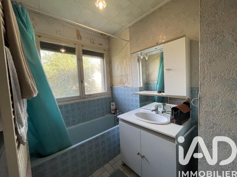 Maison - 88 m² - 4 pièces