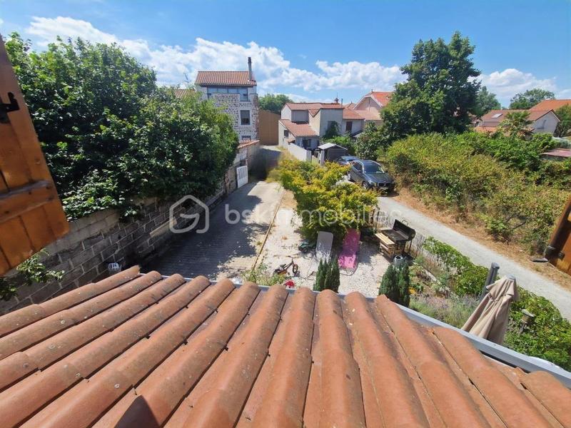 Maison traditionnelle - 102 m² - 4 pièces