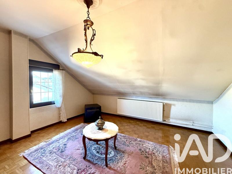 Maison - 316 m² - 9 pièces