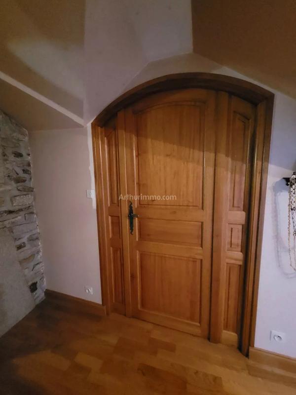 Maison - 180 m² - 7 pièces