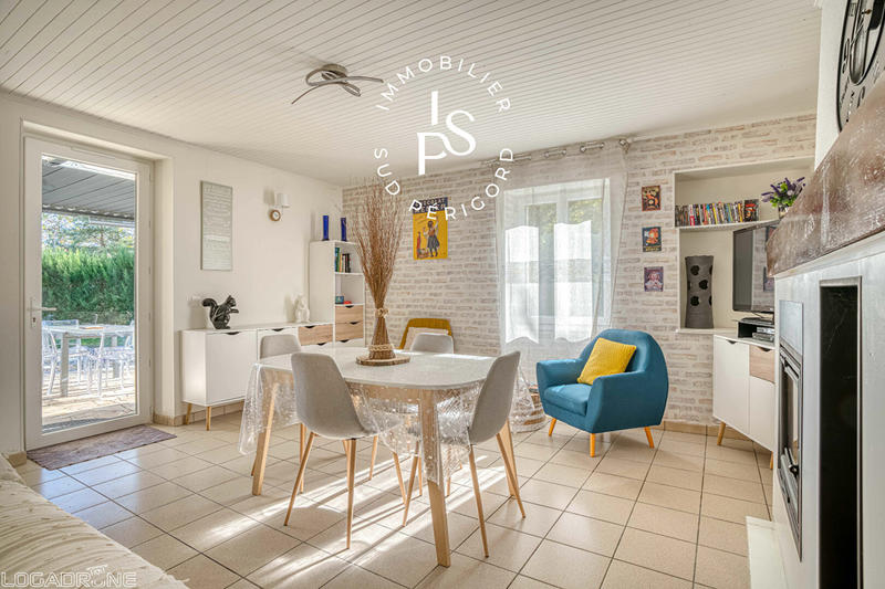 Maison - 192 m² - 6 pièces