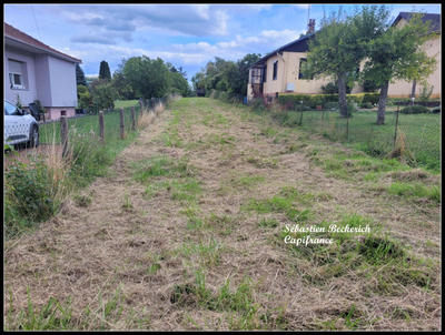 Terrain constructible - 910 m²