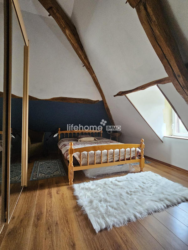 Maison traditionnelle - 170 m² - 6 pièces