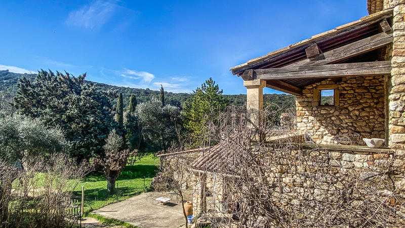 Mas - 185 m² - 7 pièces